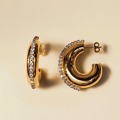 Pendientes Capri de B.CONCEPT en acero inoxidable con baño de oro de 18k y circonitas incrustadas